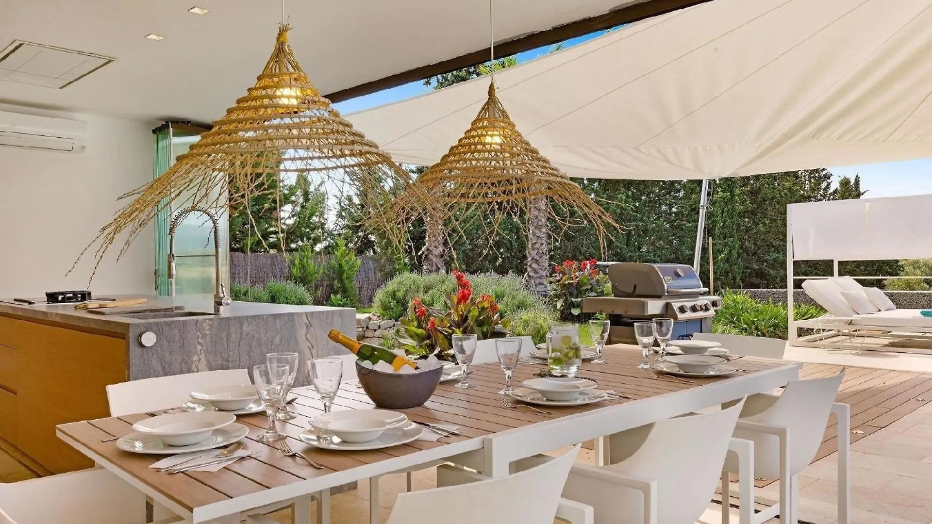 Hébergement de vacances Luxurioese Finca Mit Pool In Inca Fuer 8 Personen
